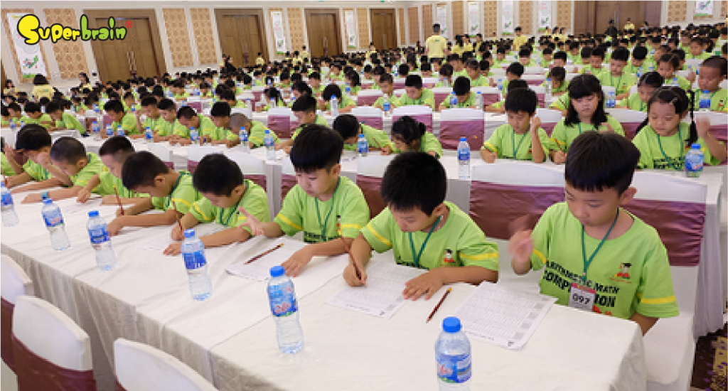 để con được là chính mình