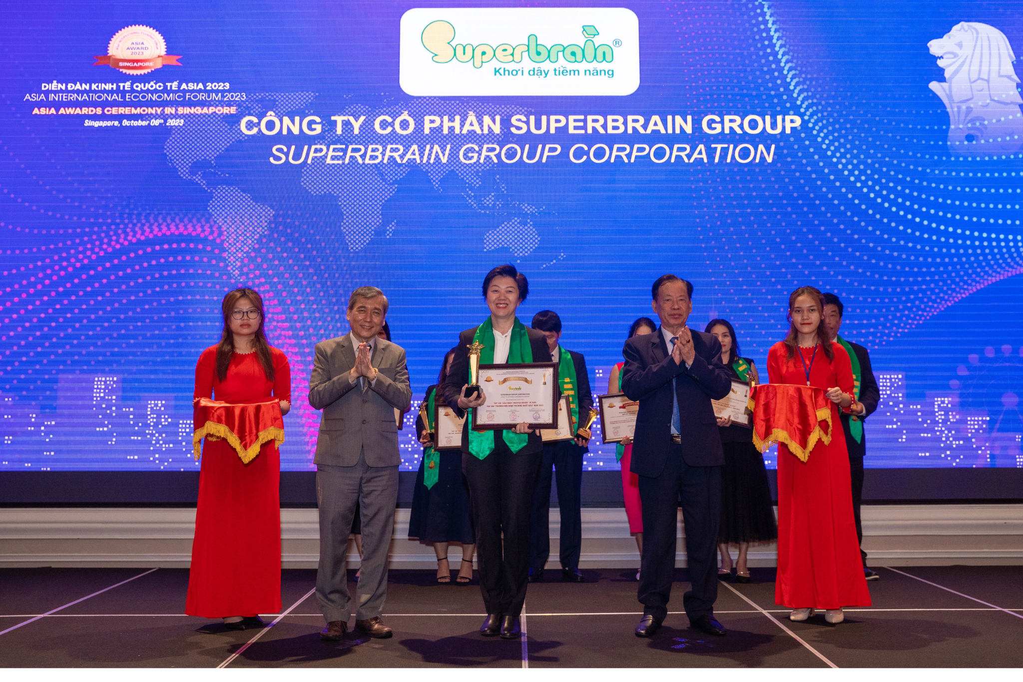 Superbrain Việt Nam vinh dự đạt Top 100 Thương hiệu được tin dùng nhất ASIA 2023
