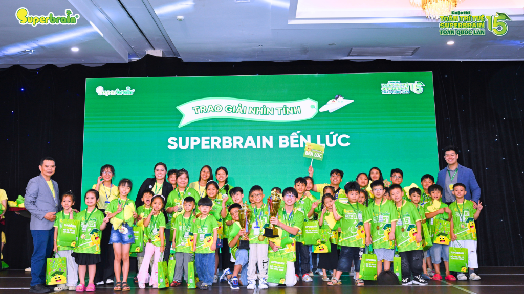hinh-anh-tong-ket-cuoc-thi-toan-tri-tue-superbrain-toan-quoc-lan-`5